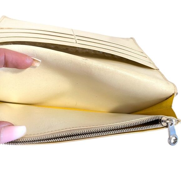 AUTHENTIC GOYARD PARIS Richelieu Bone Monogram Motif Print Long Flap Wallet - Picture 8 of 16